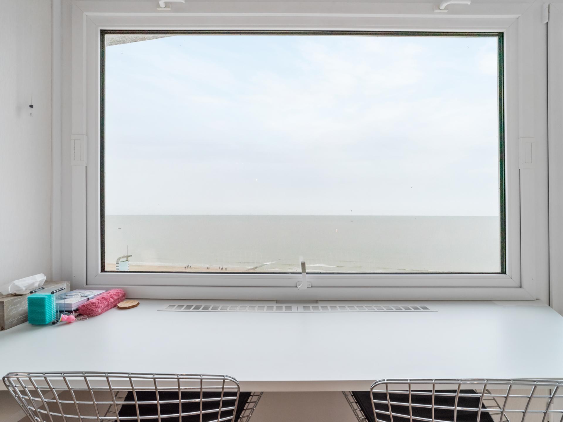 Stijlvolle studio aan de Zeedijk met panoramisch zeezicht in Blankenberge - foto 15