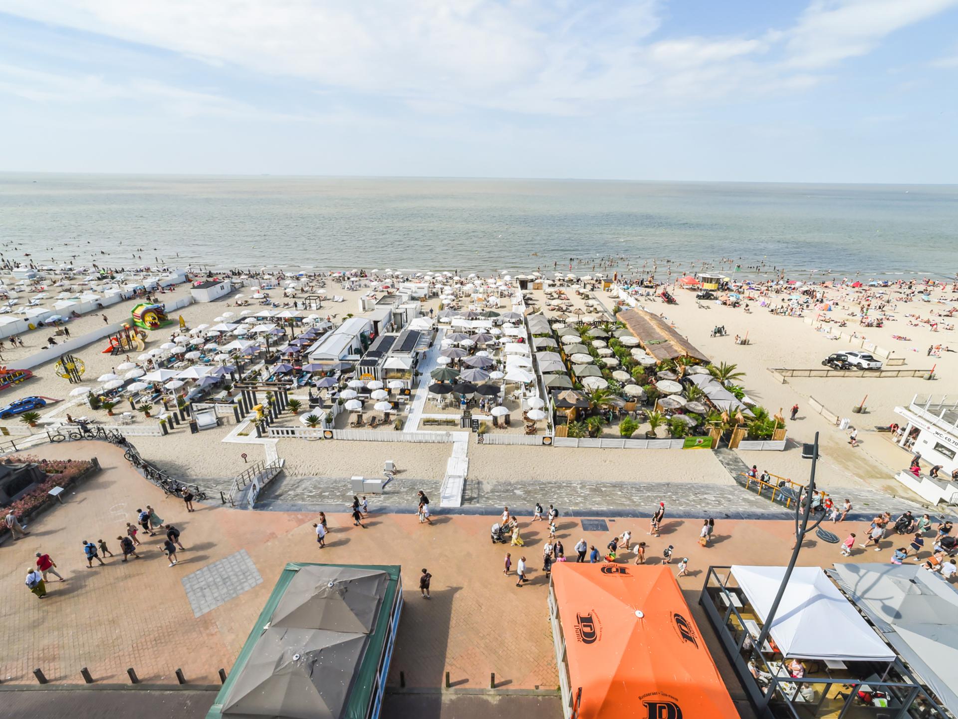 Luxe appartement met panoramisch zeezicht en twee terrassen in Blankenberge - foto 4