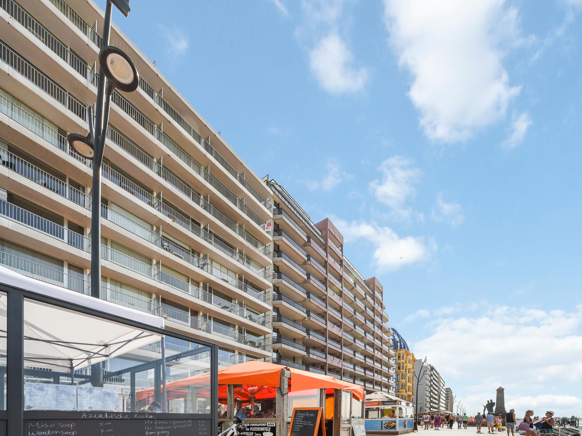 Luxe appartement met panoramisch zeezicht en twee terrassen in Blankenberge - foto 15
