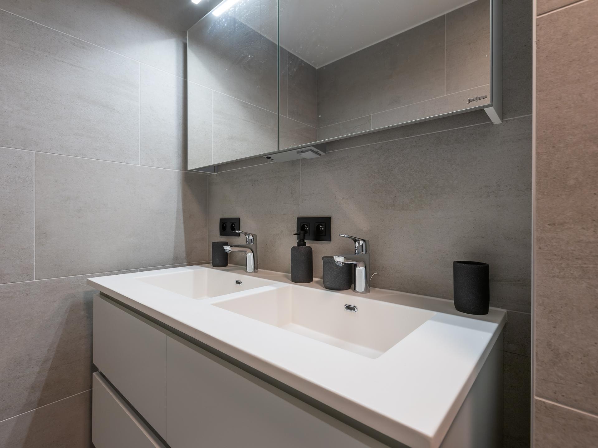 Ruim hoekappartement met 3 slaapkamers op 60m van de Zeedijk in Middelkerke - foto 16