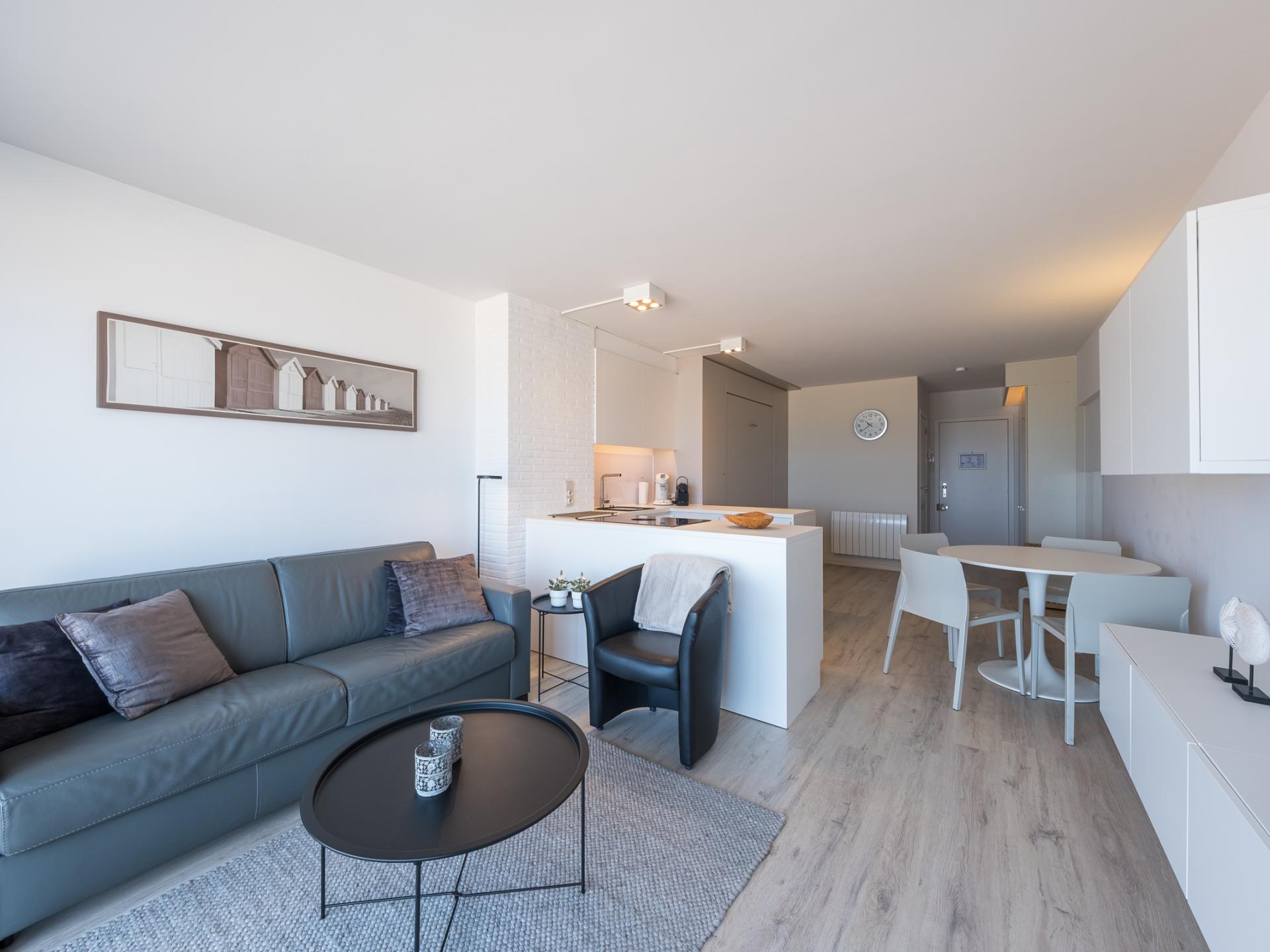 Zonovergoten studio op de 4e verdieping met panoramisch zeezicht in Middelkerke - foto 5