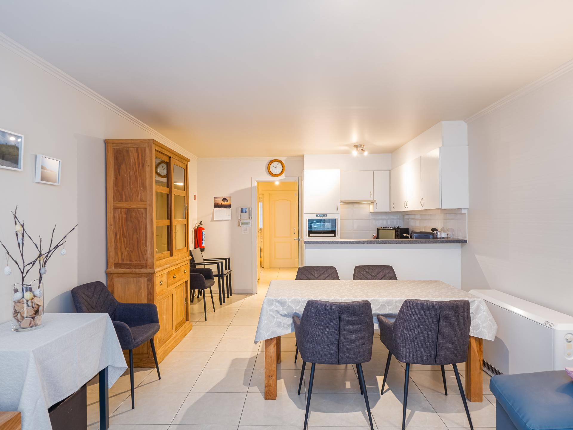 Licht appartement in centrum Middelkerke met terras, vlakbij zee - foto 4