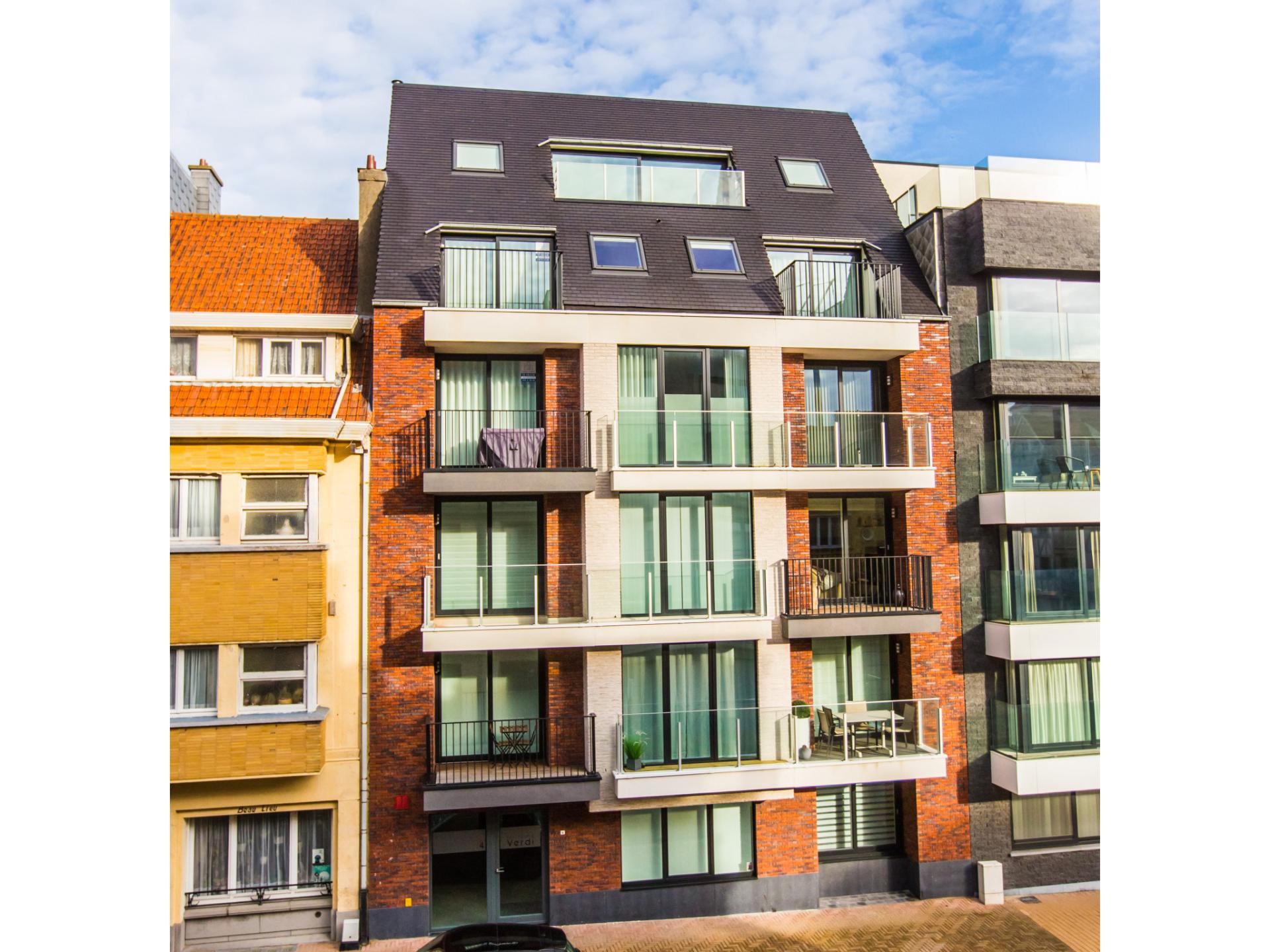 Licht appartement in Middelkerke met terras en zijzeezicht - foto 11