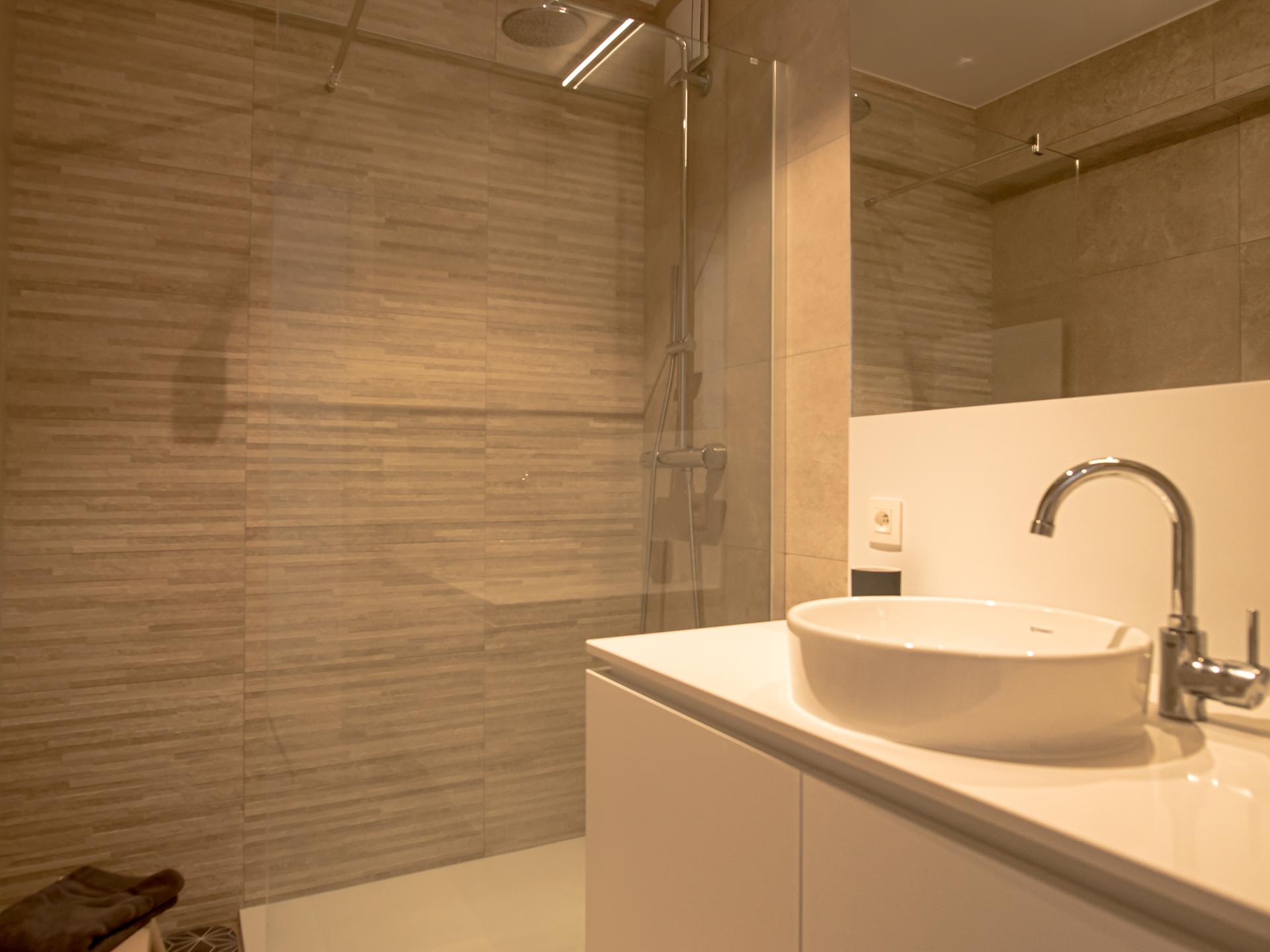 Luxe appartement op de 8e verdieping met panoramisch zeezicht in Middelkerke - foto 8