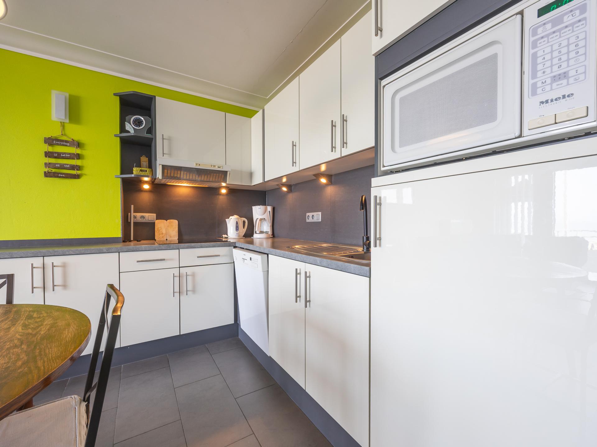 Licht appartement op de zeedijk met terras in Middelkerke - foto 6