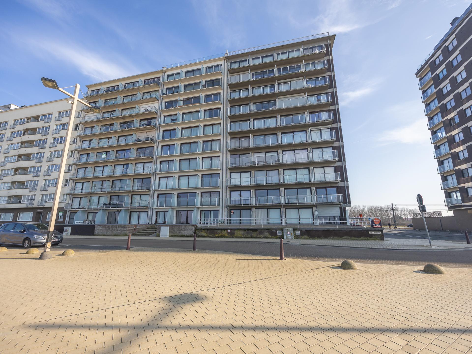 Licht appartement op de zeedijk met terras in Middelkerke - foto 16