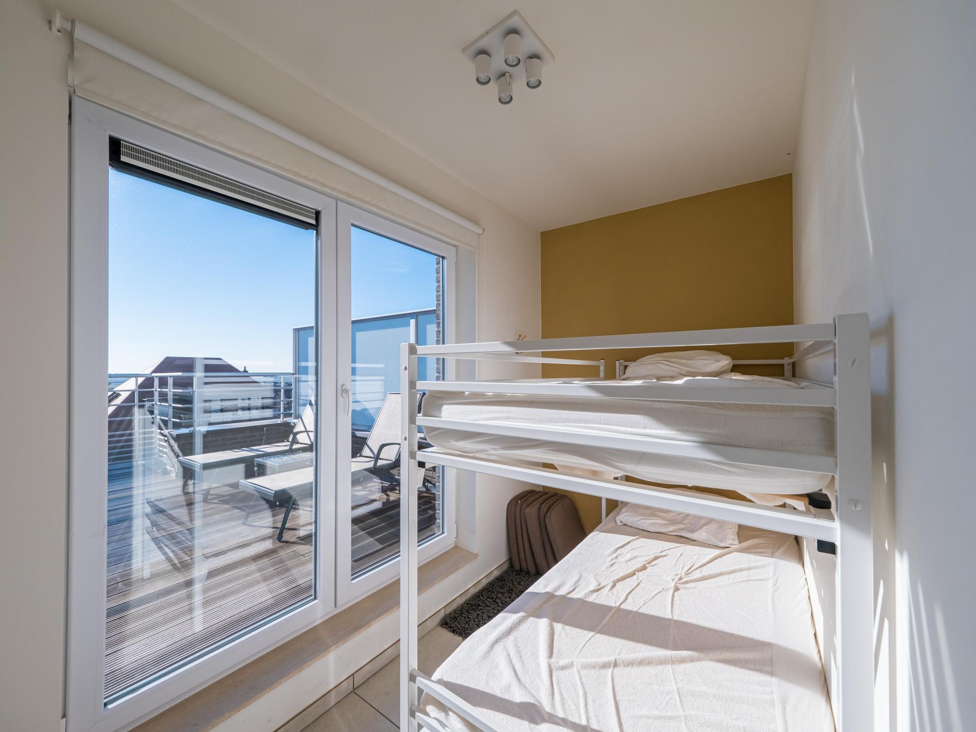 Penthouse Middelkerke: 2 terrassen vlakbij zee, 4 personen - foto 9
