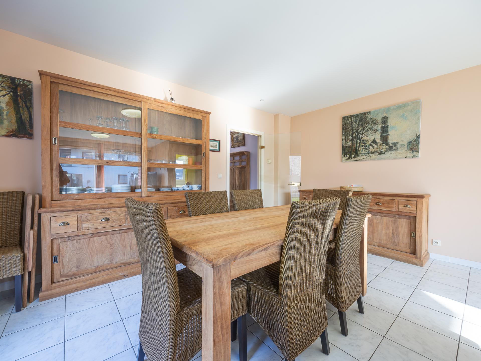 Licht appartement met 2 slaapkamers, tuin en garage vlakbij zee in Middelkerke - foto 4