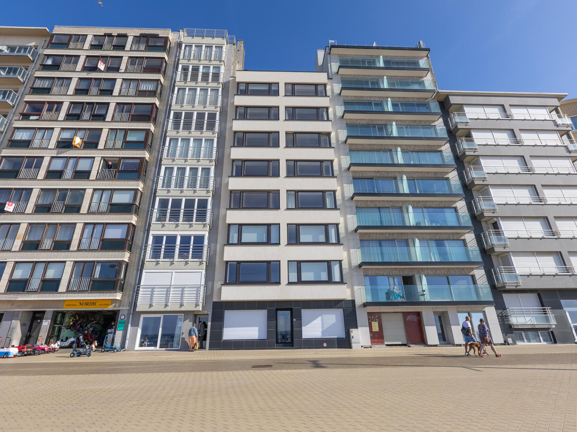Zonovergoten appartement met panoramisch zeezicht in Middelkerke - foto 12