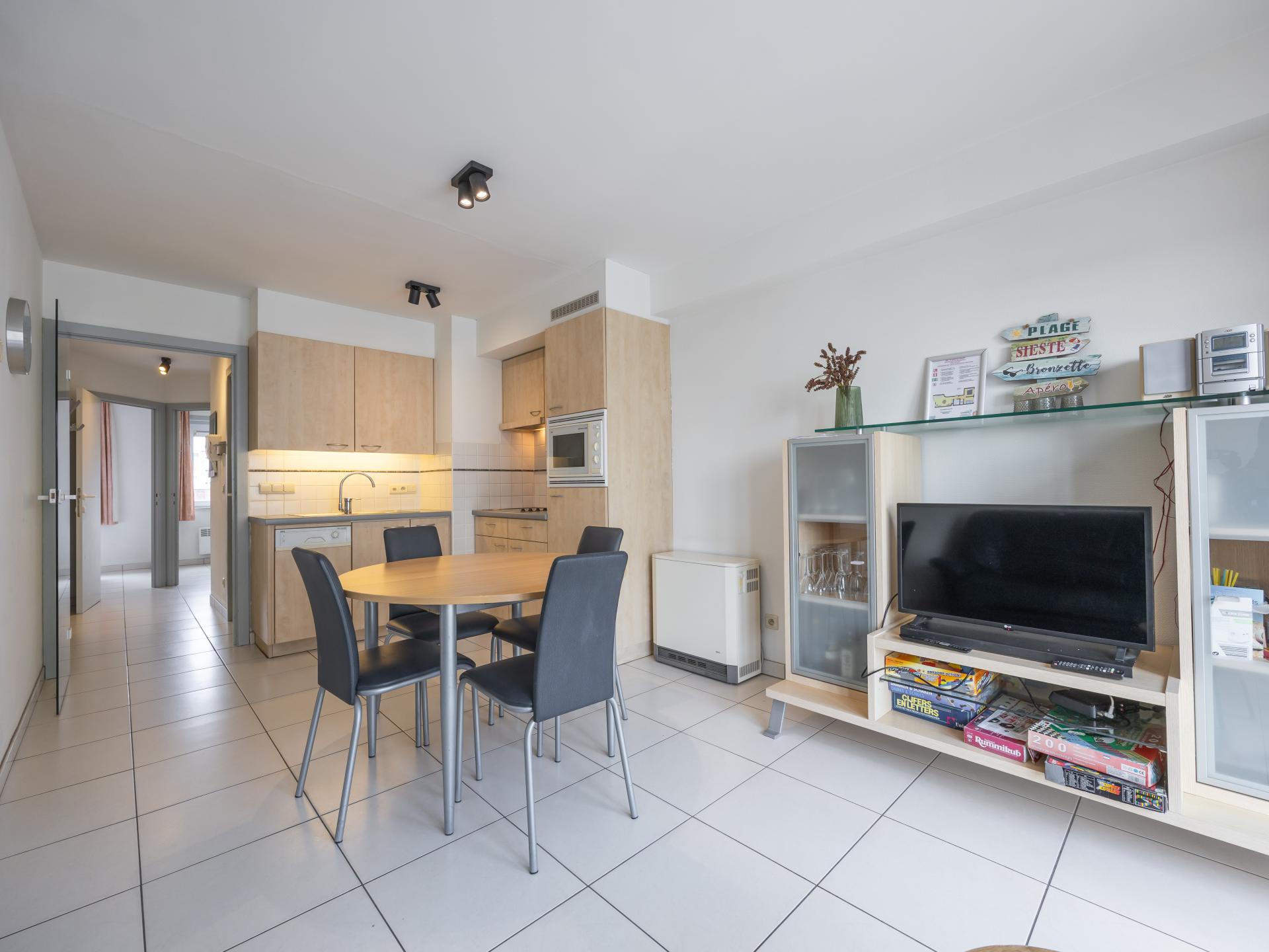 Centraal gelegen appartement in Middelkerke met zeezicht (4) - foto 9