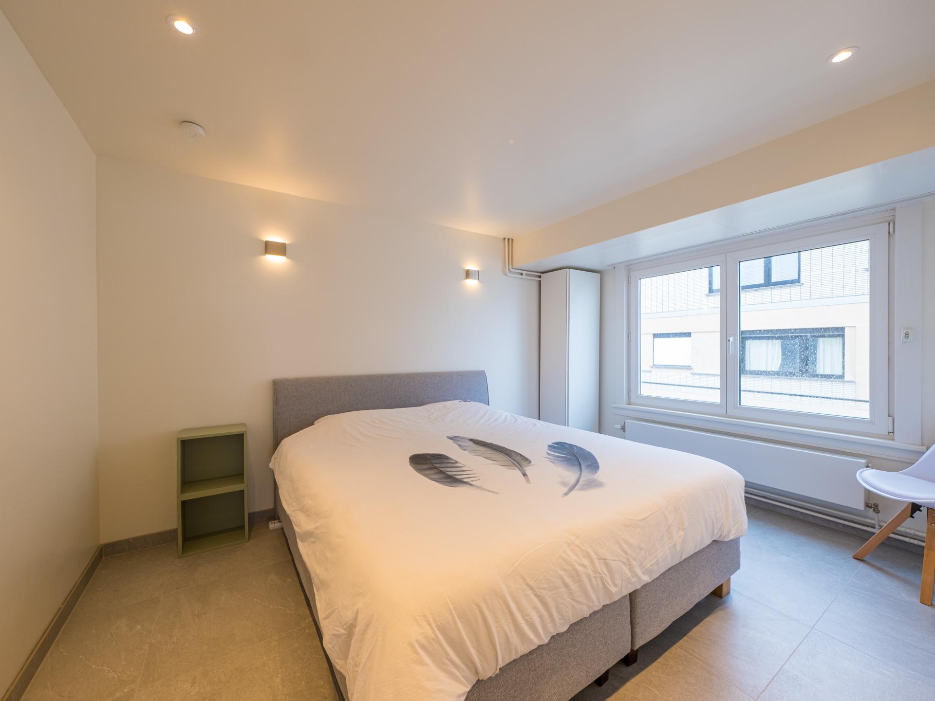Lichtrijk hoekappartement met frontaal zeezicht in Westende - foto 9