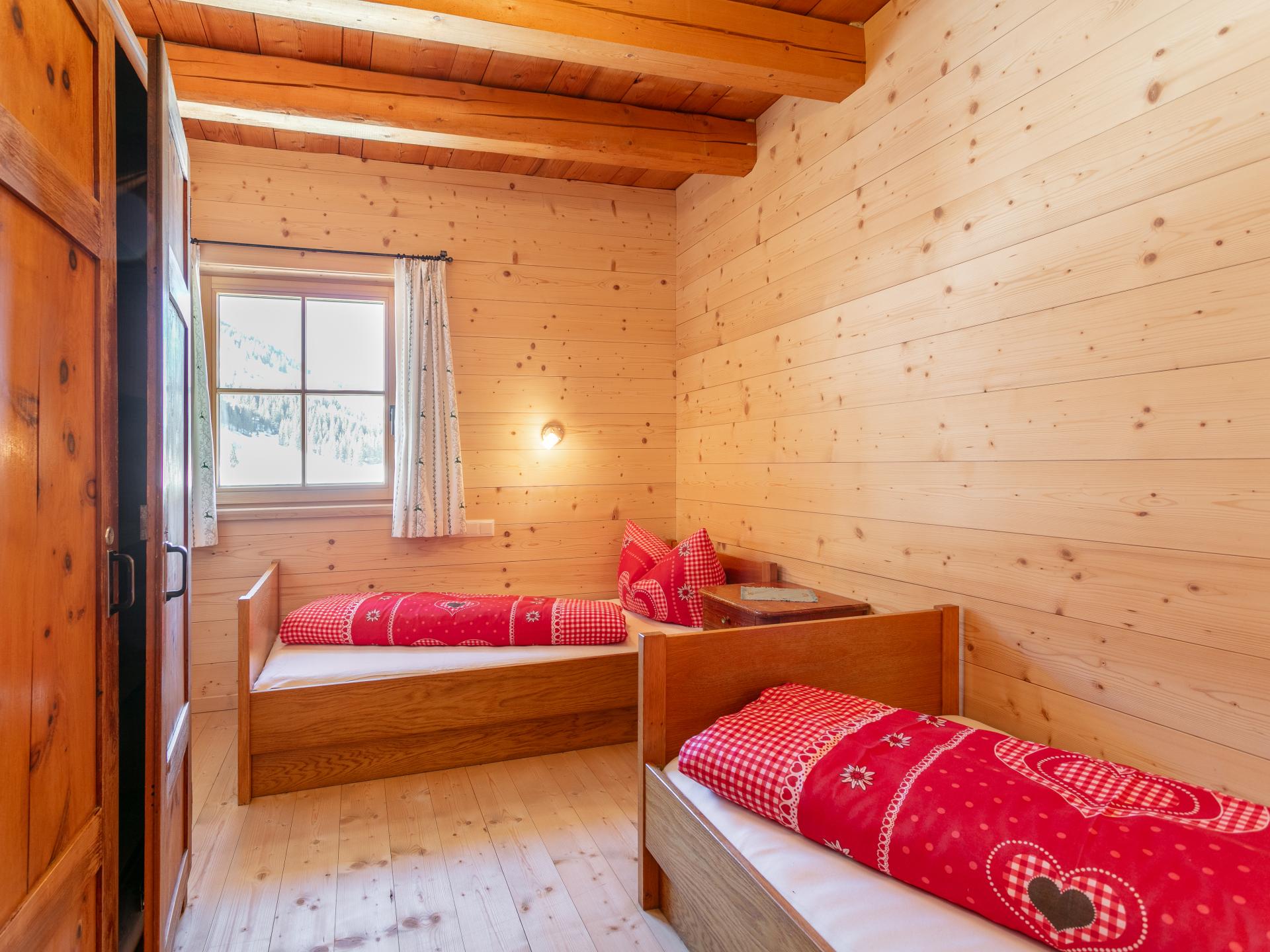Authentieke houten skihut in Wildschönau voor 10 personen, 2,5 km van de lift - foto 17