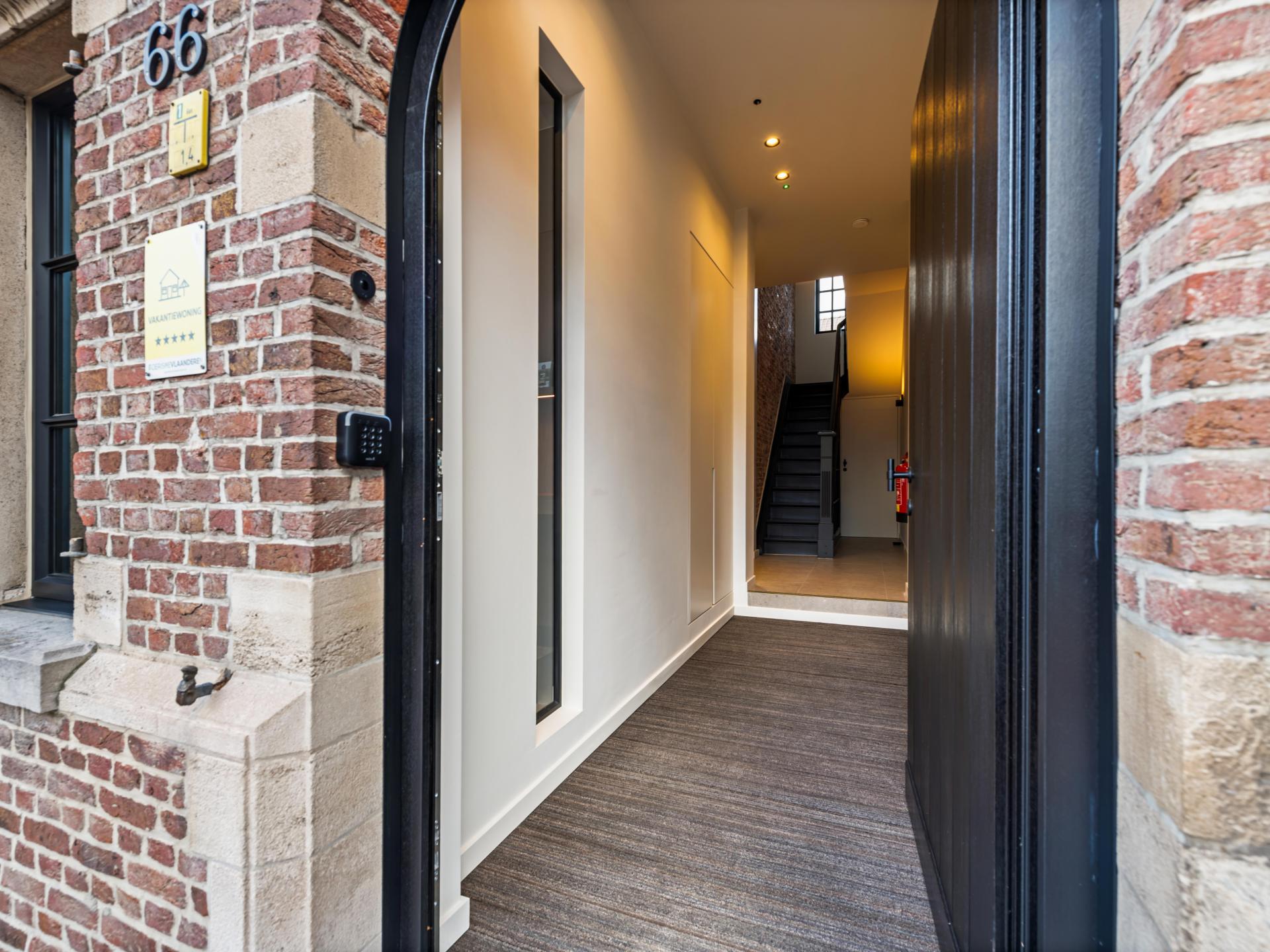 Centraal gelegen gerenoveerde pastorie in Puurs-Sint-Amands - foto 7
