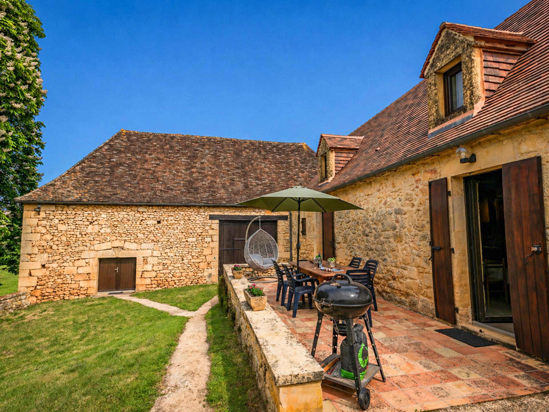 Authentiek plattelandshuis met privézwembad en panoramisch uitzicht in de Dordogne - foto 10