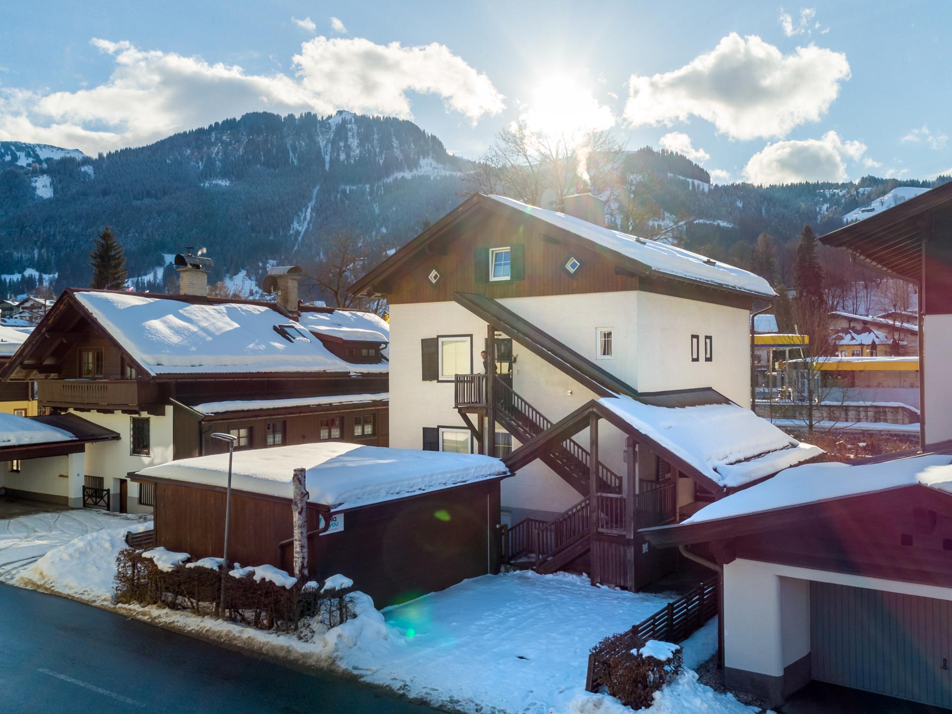 Luxe appartement aan de piste met uitzicht op de Hahnenkamm in Kitzbühel - foto 32