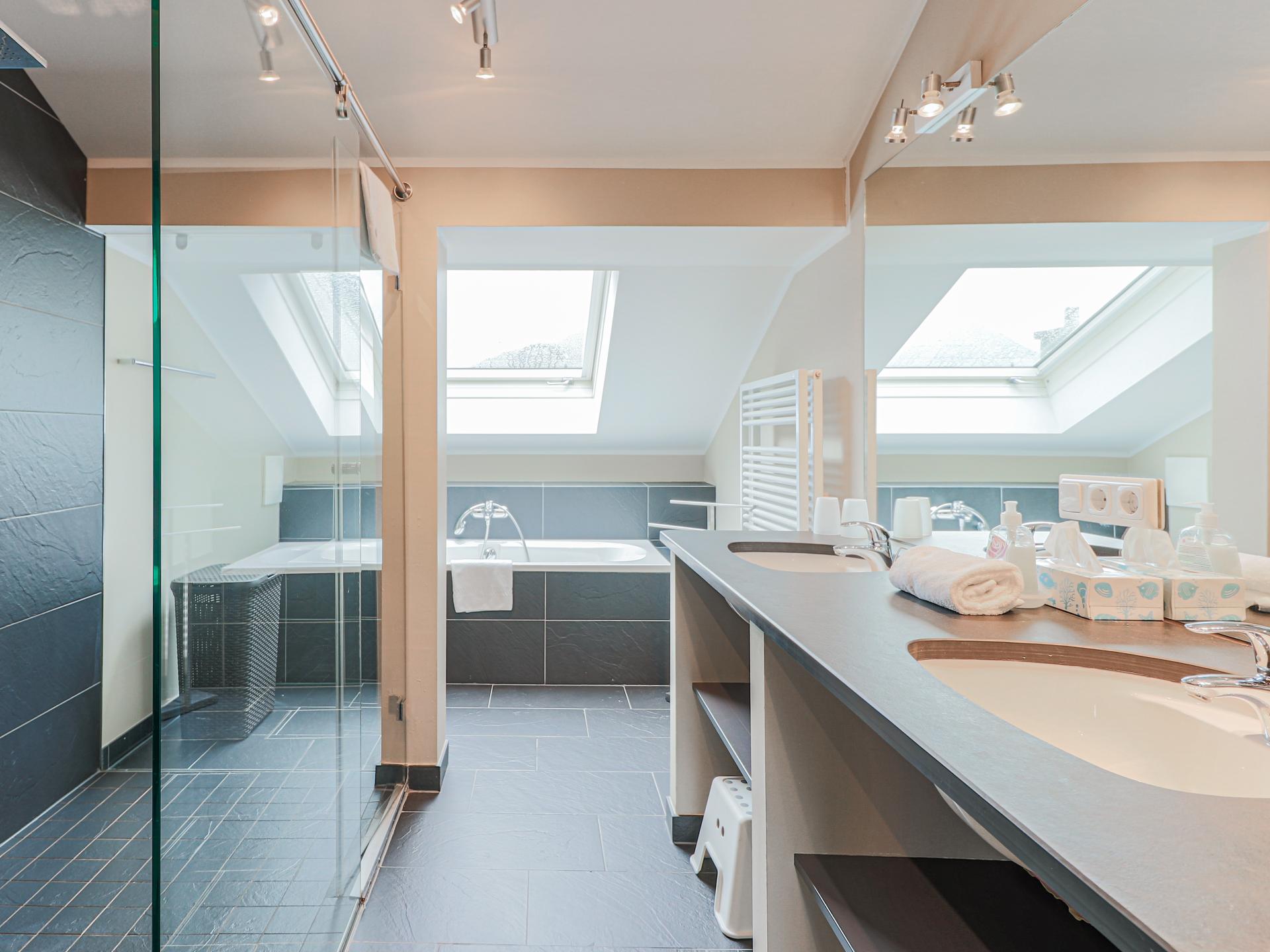 Luxe appartement aan de piste met uitzicht op de Hahnenkamm in Kitzbühel - foto 13