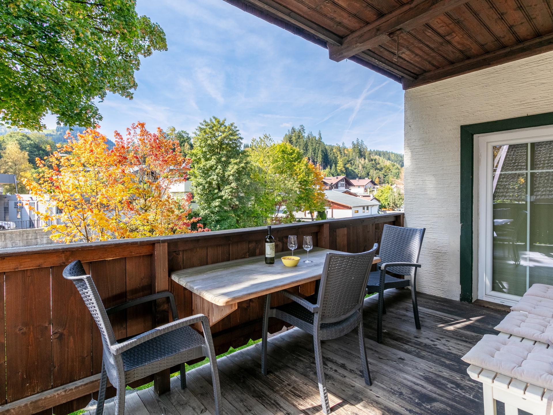 Luxe appartement aan de piste met uitzicht op de Hahnenkamm in Kitzbühel - foto 2