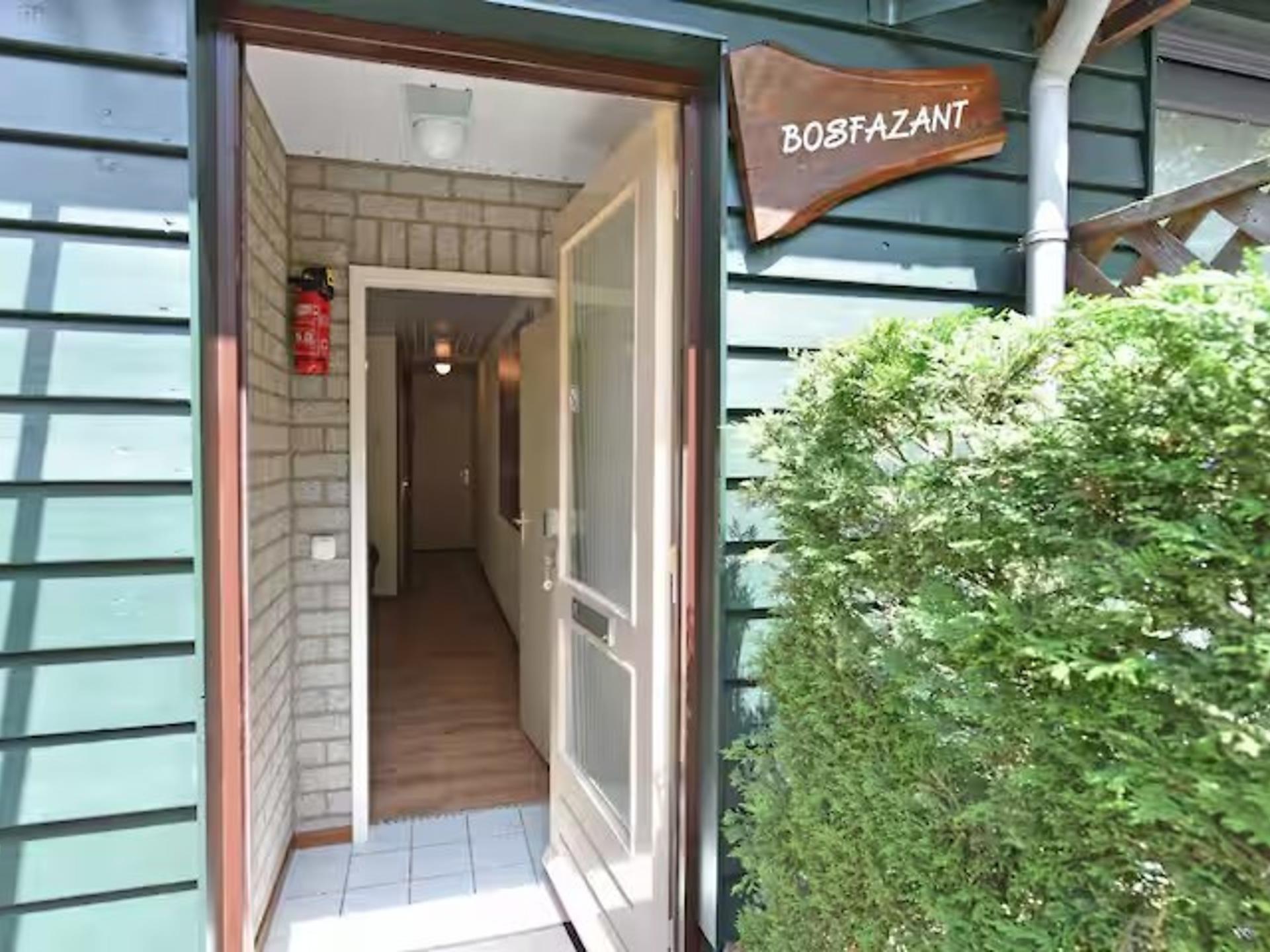 Knusse gezinsbungalow in het groen van Heesch, nabij centrum - foto 2