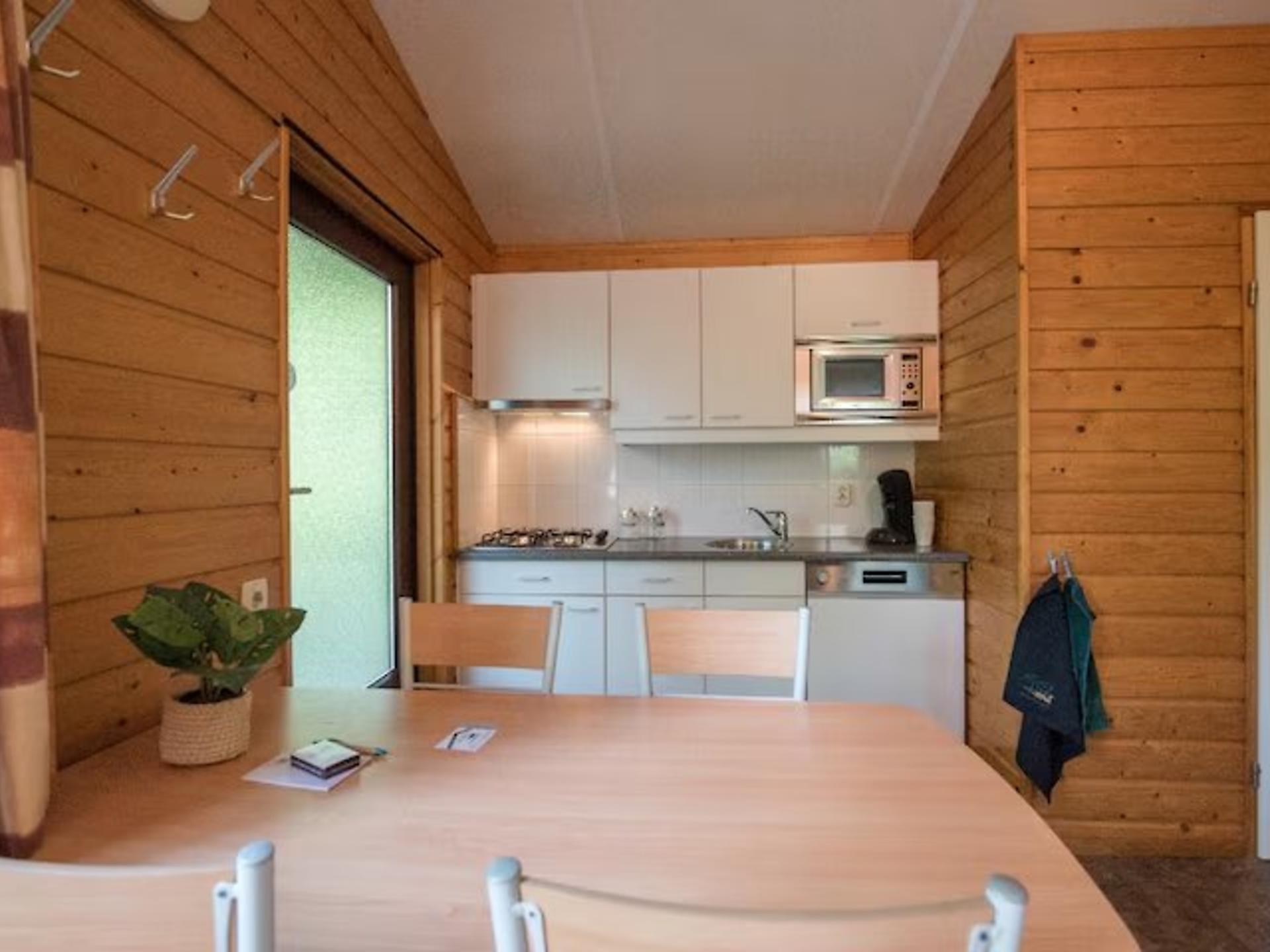 Vrijstaande bungalow De Wielewaal met overdekt terras in bosrijk Heesch - foto 3