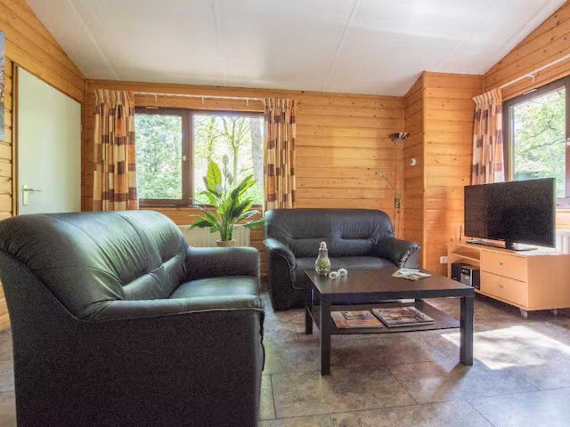 Vrijstaande bungalow De Wielewaal met overdekt terras in bosrijk Heesch - foto 5