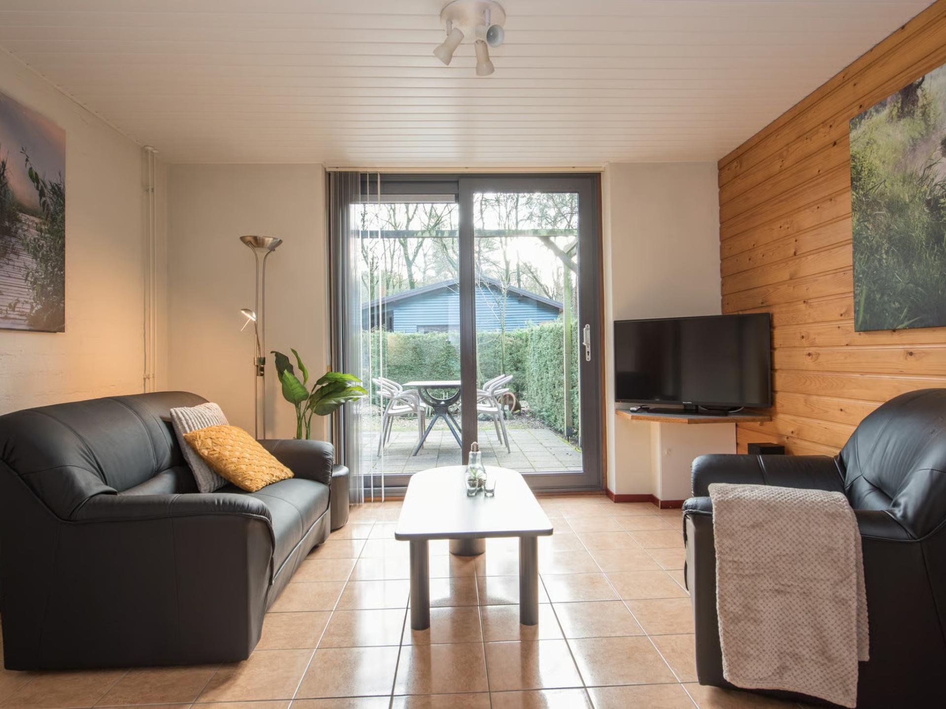 Knusse bungalow voor 2 in het groen van Heesch, dichtbij natuur en centrum - foto 6
