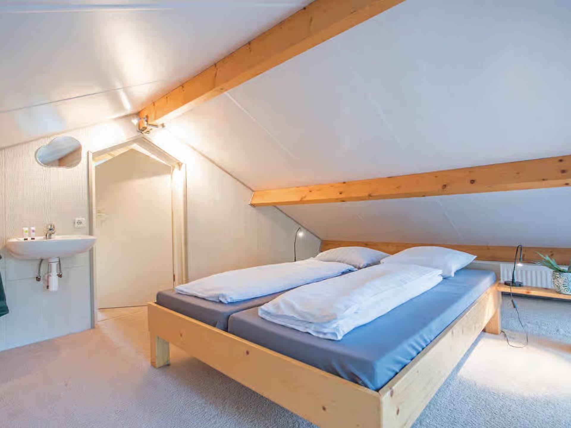Luxe villa met ligbad en vrij uitzicht voor 4 in Heesch - foto 14