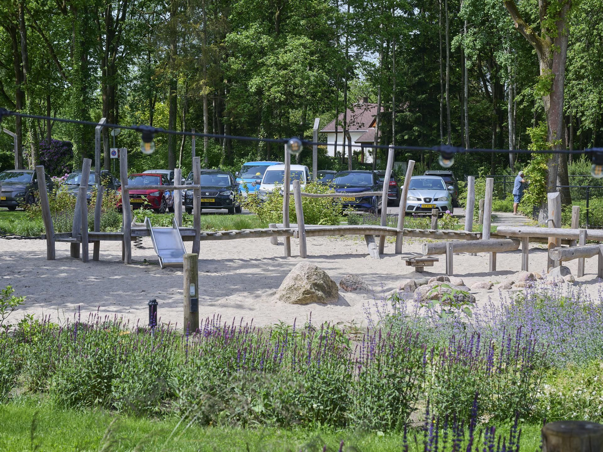 Vrijstaande bungalow op Resort de Brabantse Kempen met zwembad en bosrijke omgeving - foto 40