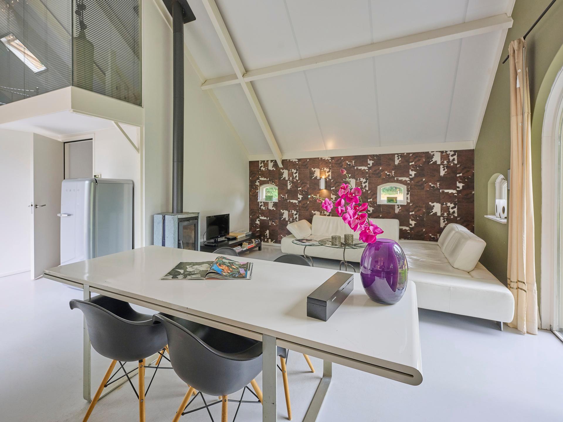 Drie sfeervolle vakantiewoningen met sauna en hottub op rustig Twents erf - foto 48
