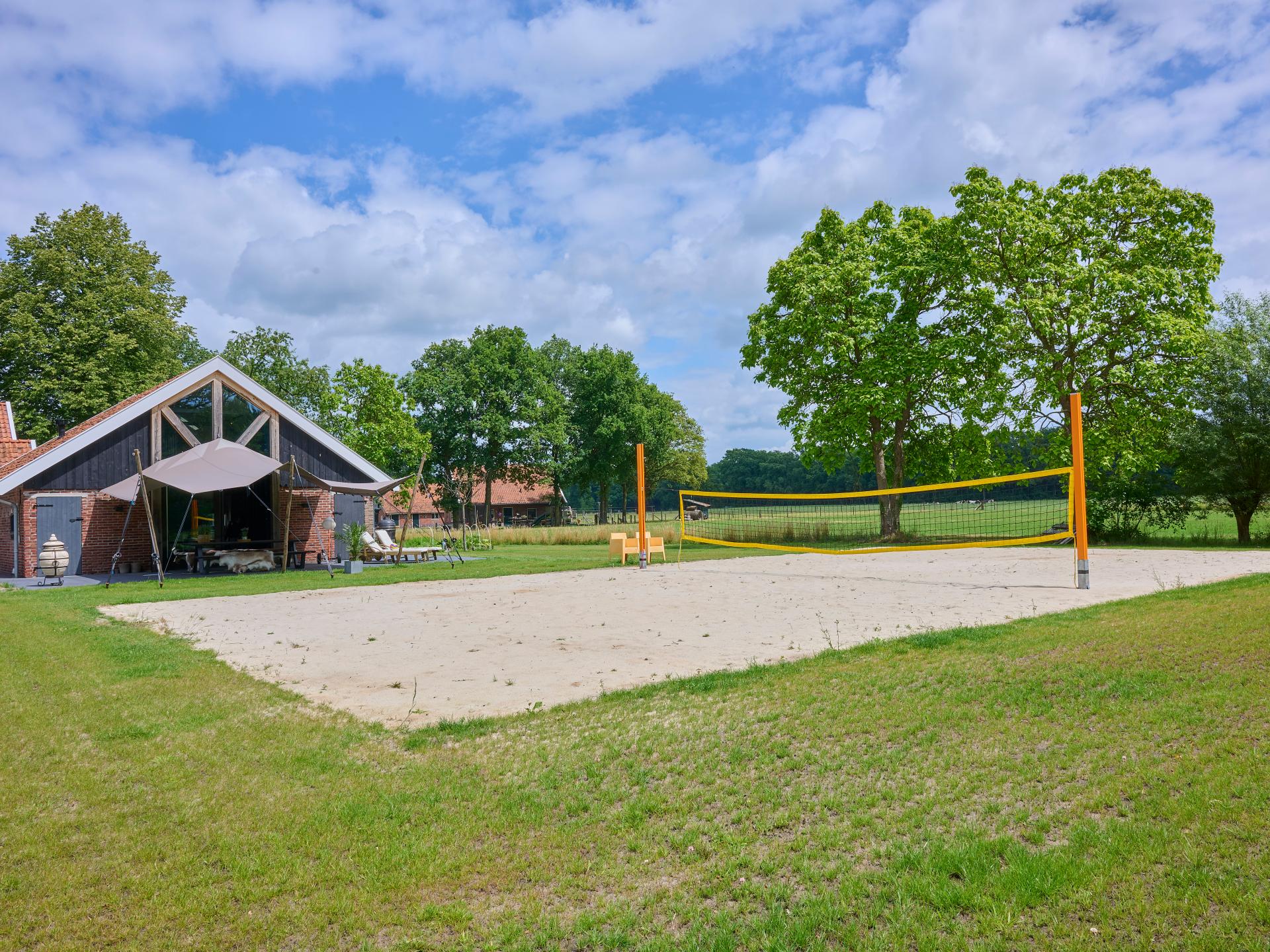 Drie sfeervolle vakantiewoningen met sauna en hottub op rustig Twents erf - foto 43