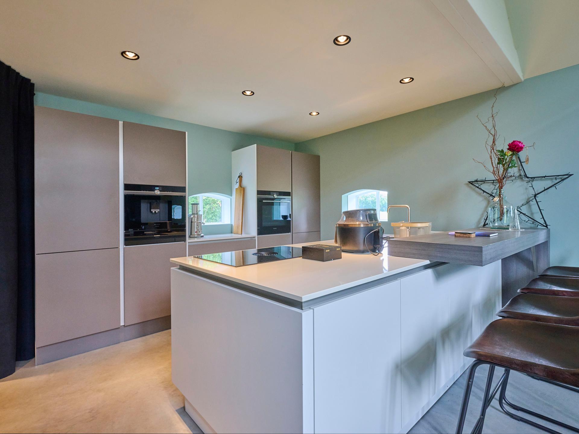 Drie sfeervolle vakantiewoningen met sauna en hottub op rustig Twents erf - foto 27