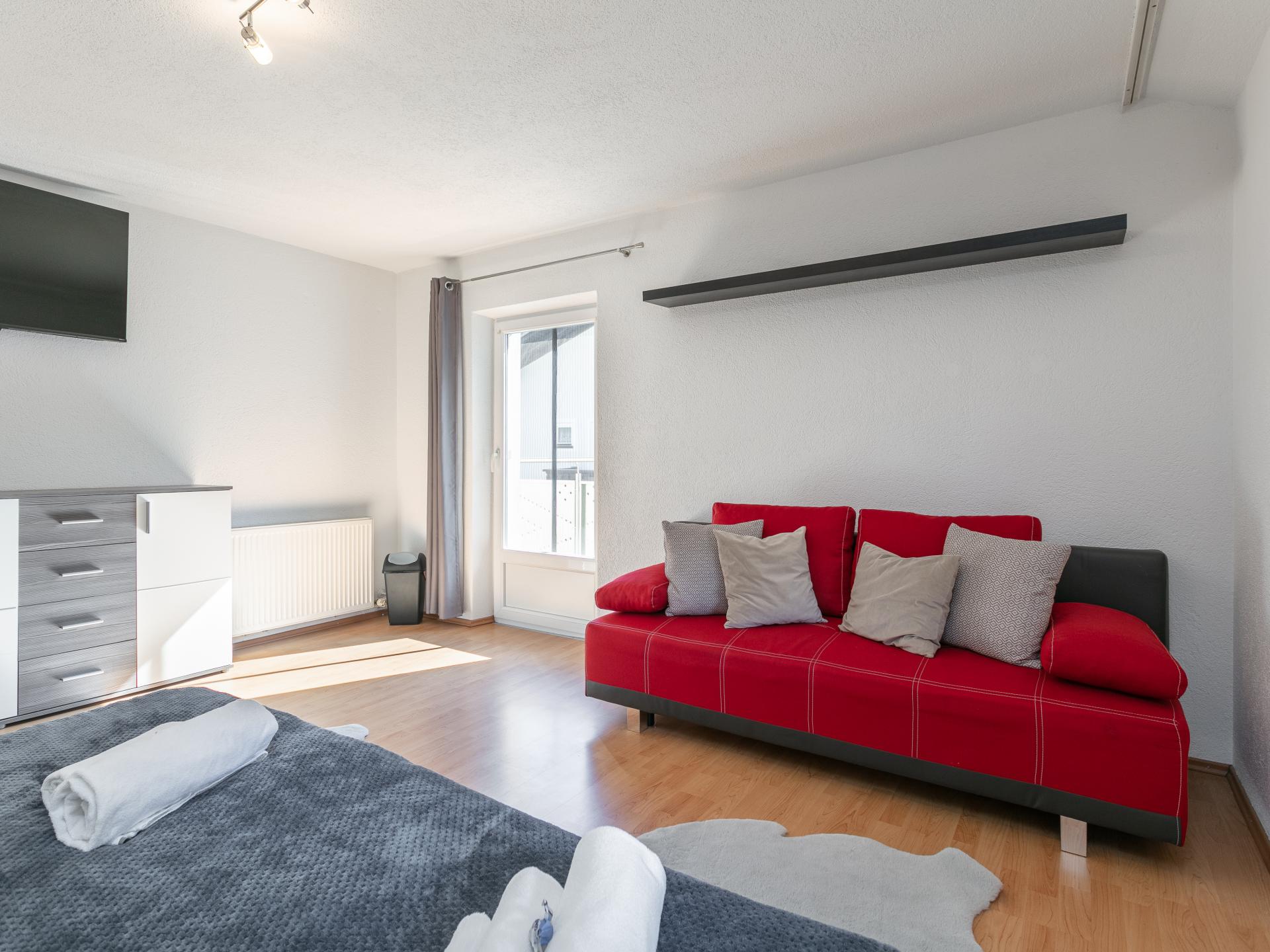 Ruim hondvriendelijk appartement met omheinde tuin in Radfeld - foto 14