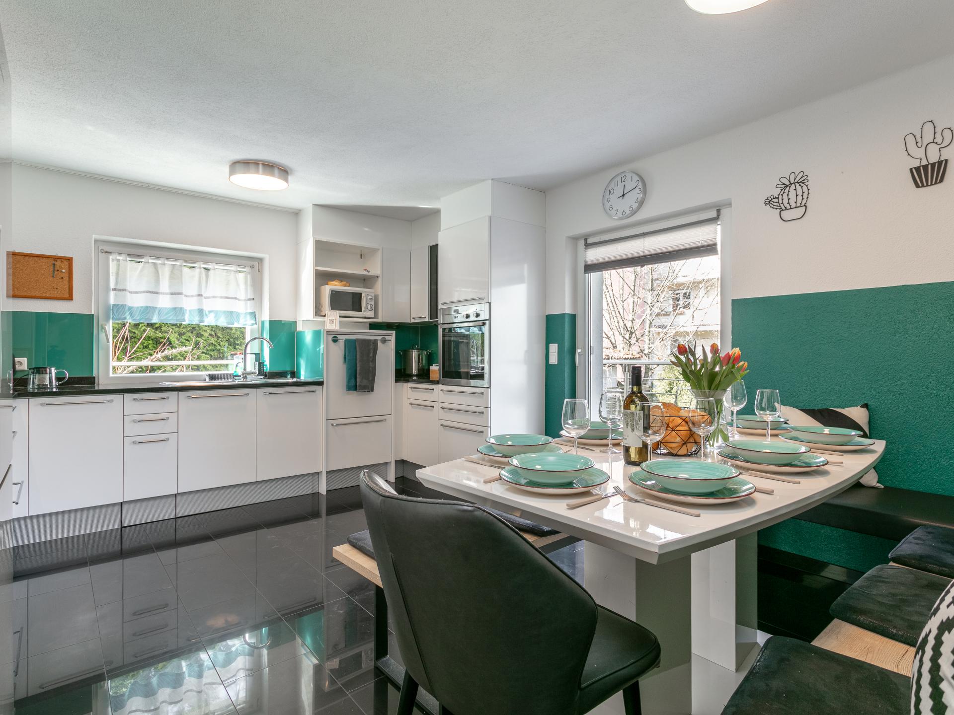 Ruim hondvriendelijk appartement met omheinde tuin in Radfeld - foto 3
