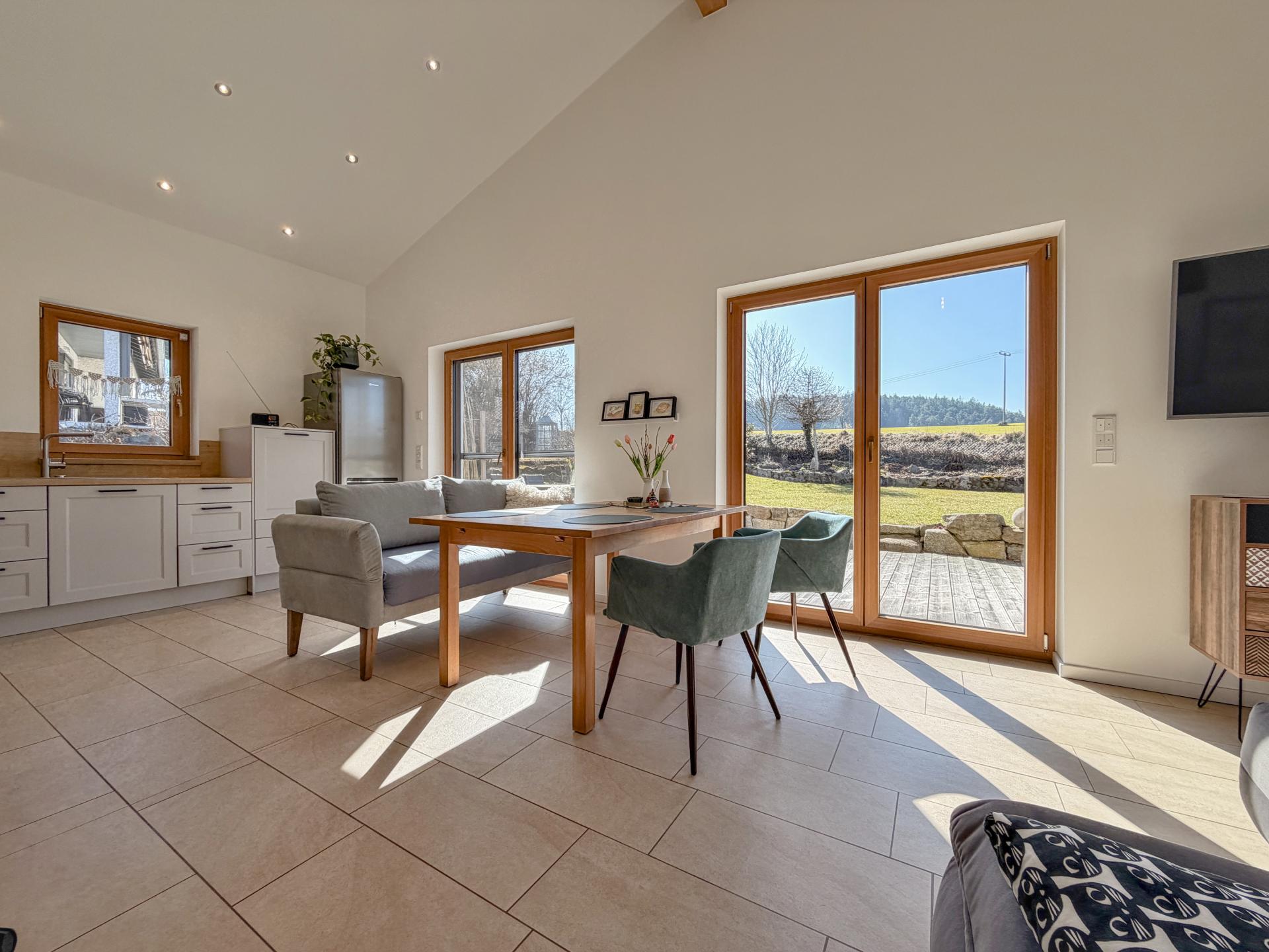 Modern vrijstaand vakantiehuis in Beieren met terras en tuin - foto 16