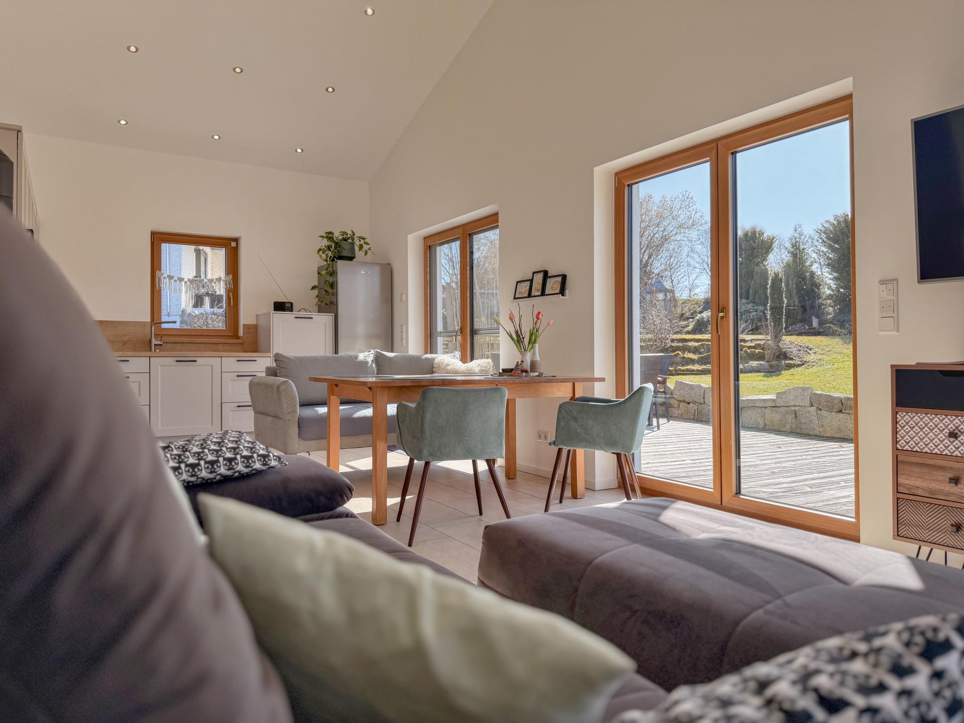Modern vrijstaand vakantiehuis in Beieren met terras en tuin - foto 12
