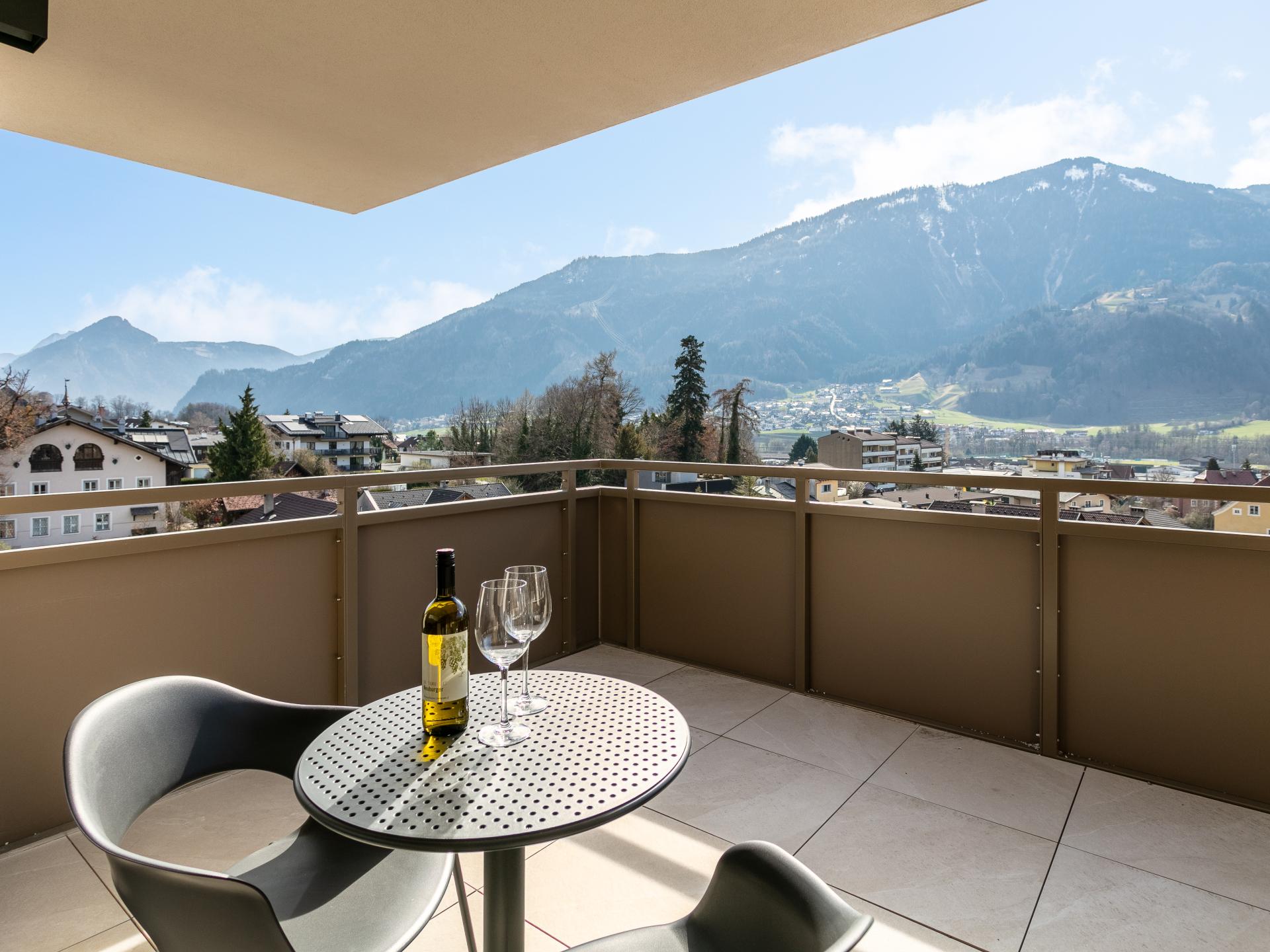 Stijlvol appartement in Jenbach, vlakbij centrum en op 900m van de skilift - foto 16