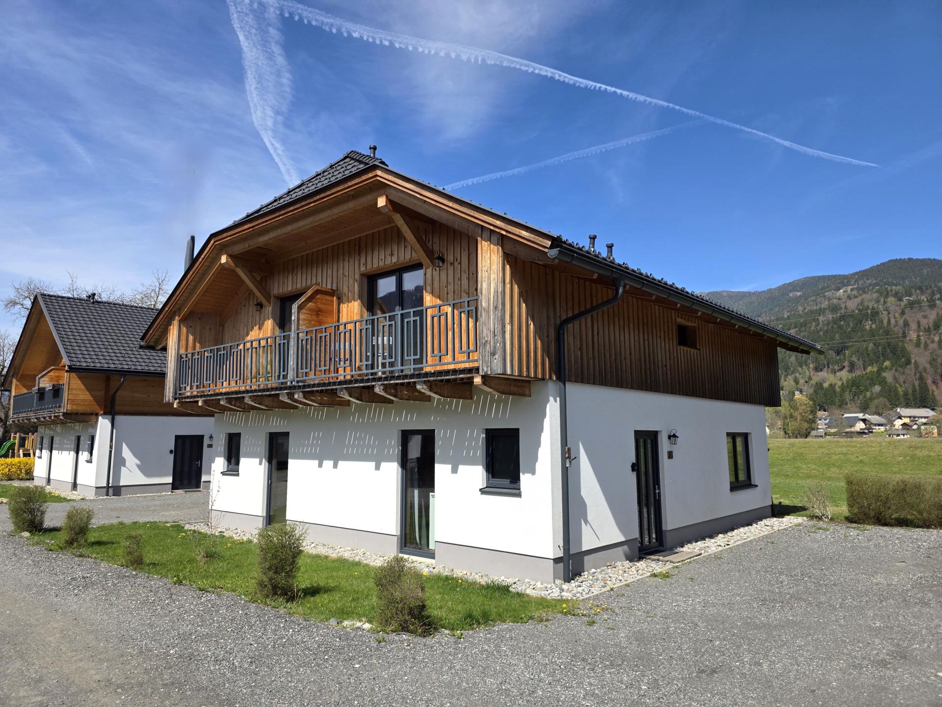 Chalet met Sunshower en panoramisch uitzicht op bergen en de Gail in Rattendorf - foto 1