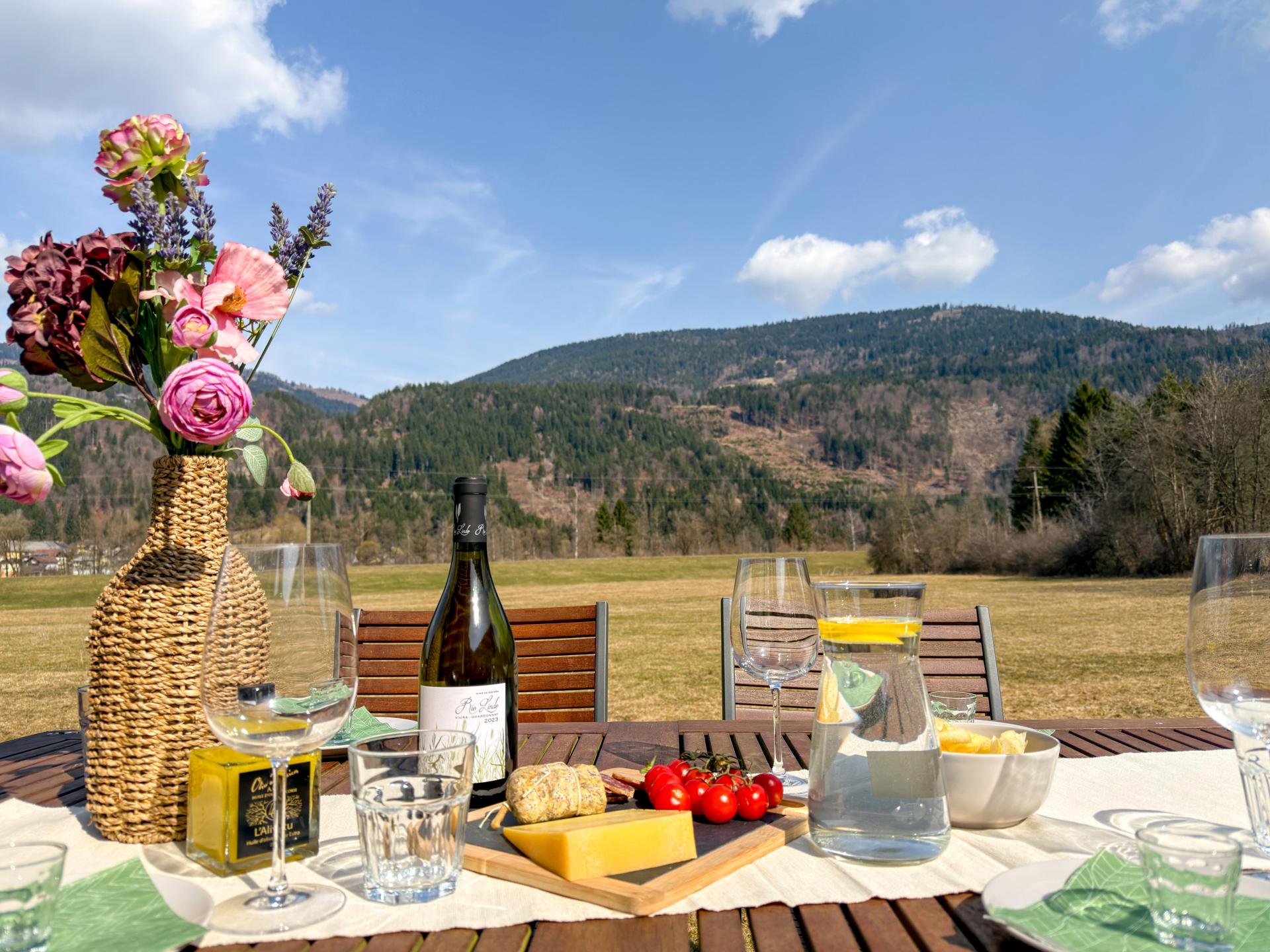 Vrijstaand chalet aan de piste in Rattendorf met panoramisch bergzicht - foto 10