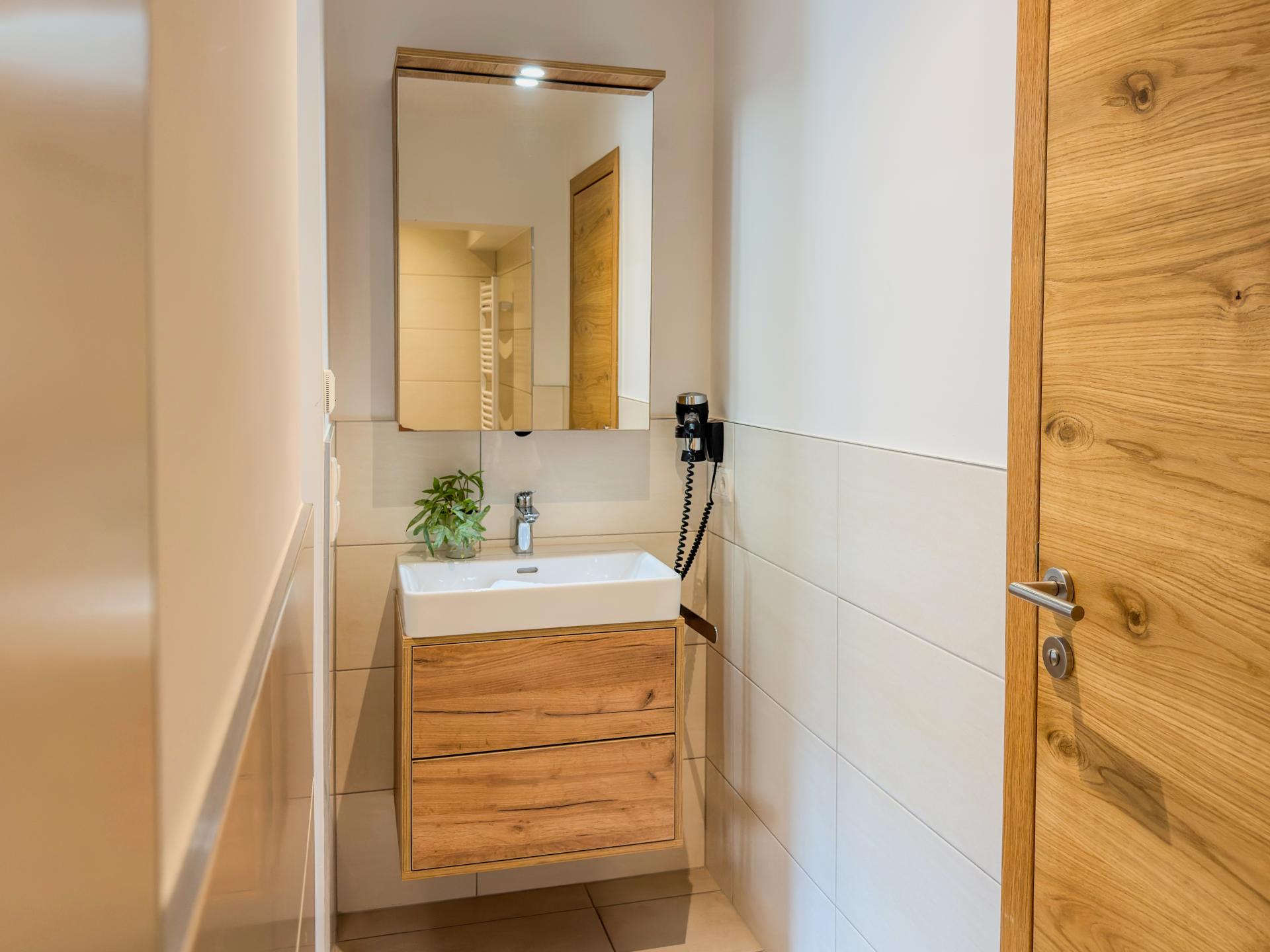 Luxe 14-persoons appartement met serre in Sankt Michael im Lungau - foto 31