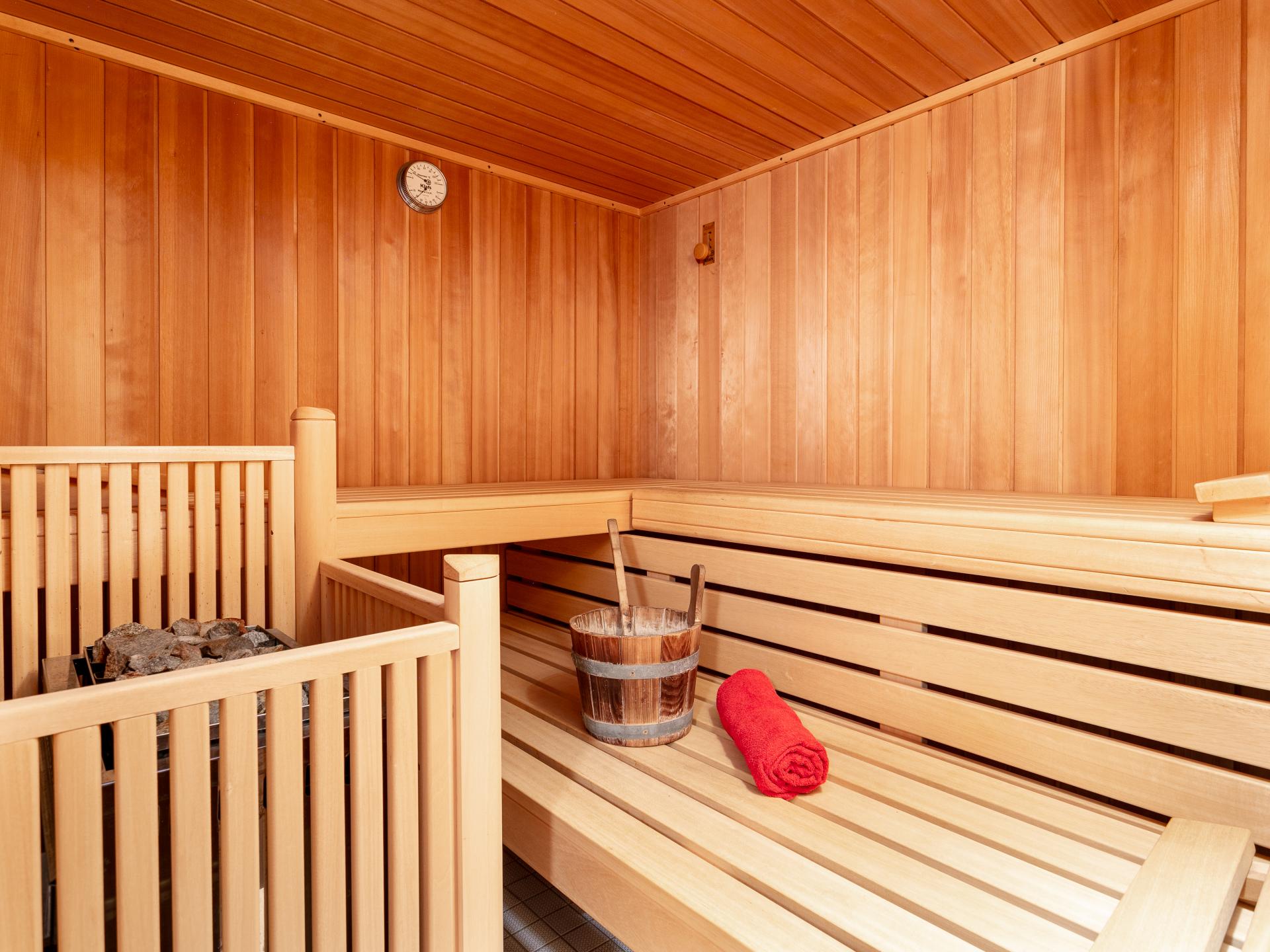 Vrijstaand chalet voor 8 personen met sauna op 700m van de Hahnenkammbahn - foto 29