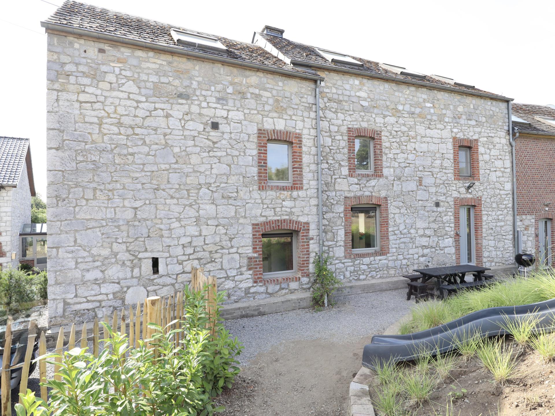 10-persoons dorpshuis in Palenge met tuin en speelkamer - foto 1