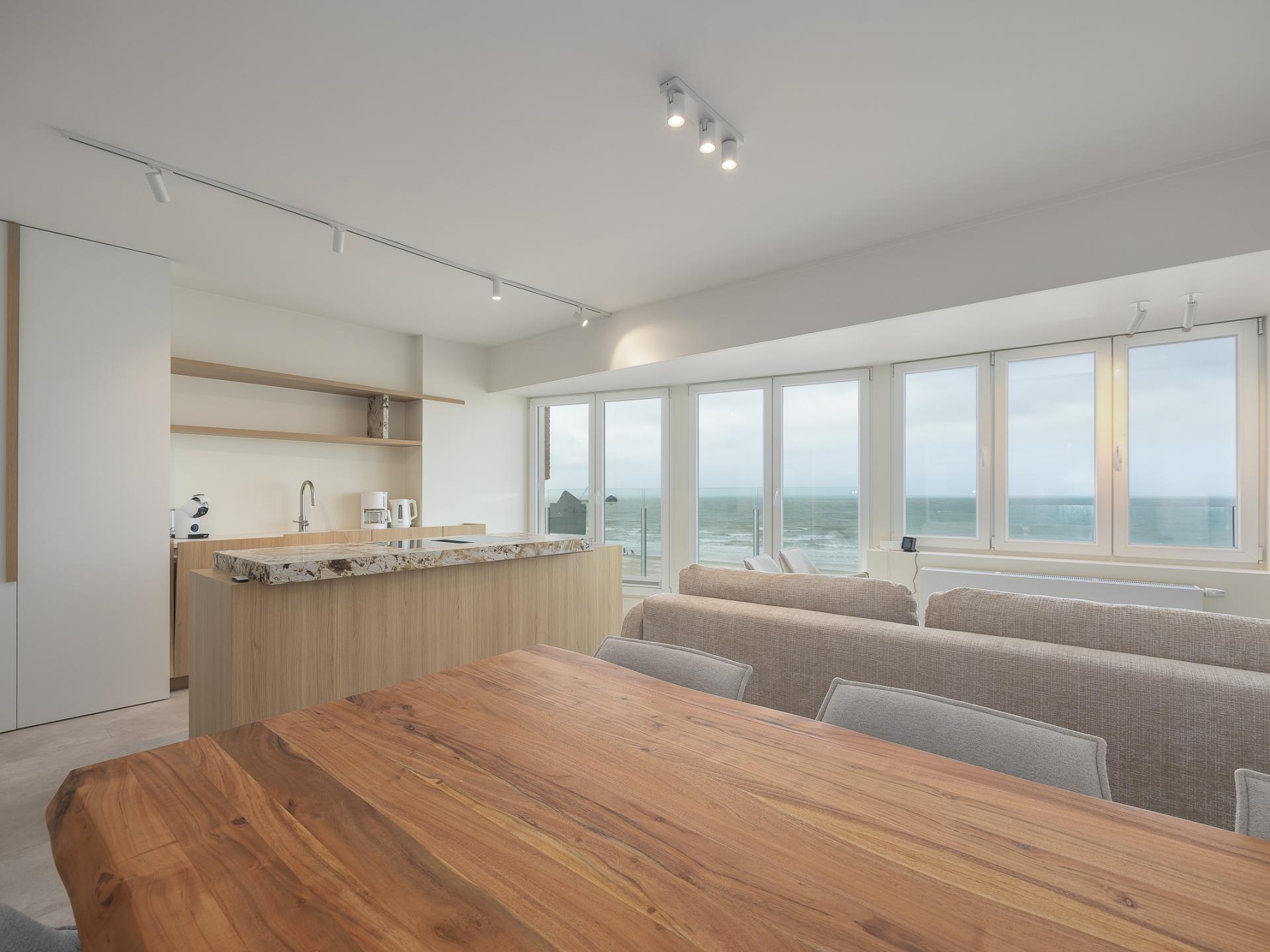 Frontaal zeezicht appartement op 10 meter van het strand in Middelkerke - foto 12
