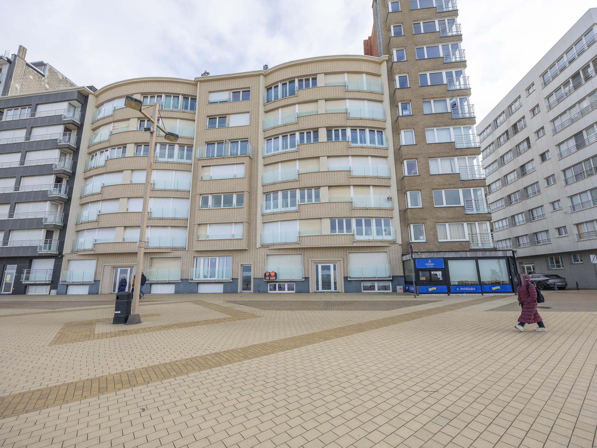 Frontaal zeezicht appartement op 10 meter van het strand in Middelkerke - foto 24