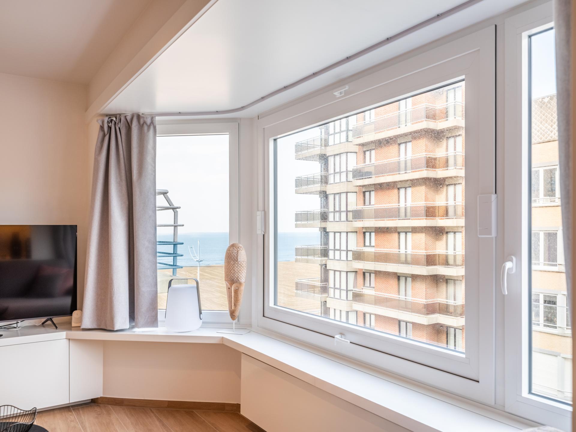 Gerenoveerd appartement met zijdelings zeezicht in Koksijde, vlakbij strand en centrum - foto 2