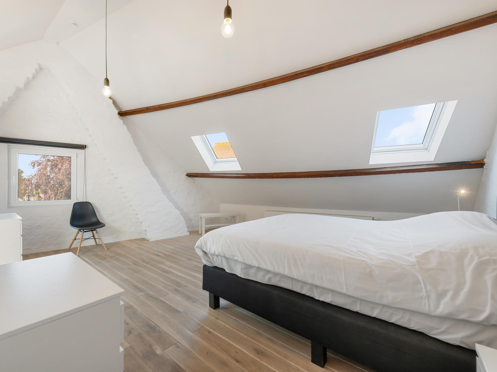 Luxe stadswoning voor 10 personen in hartje Veurne, vlakbij zee - foto 47