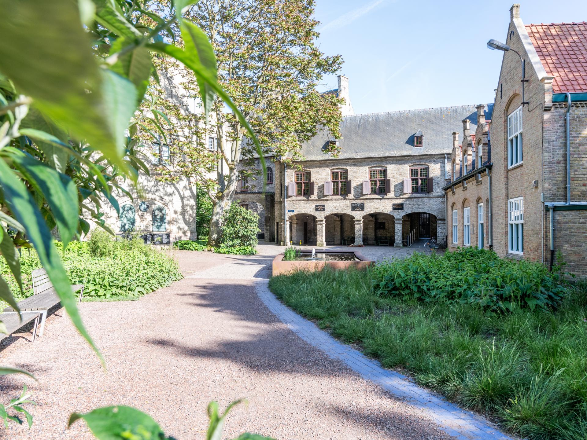 In het centrum van Veurne: modern vrijstaand vakantiehuis voor 4 personen - foto 33