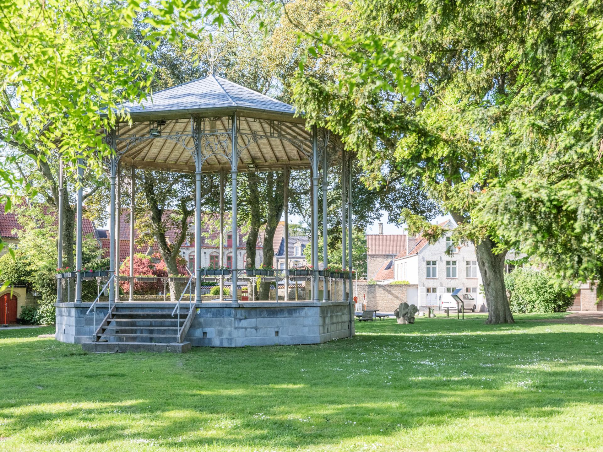 In het centrum van Veurne: modern vrijstaand vakantiehuis voor 4 personen - foto 39