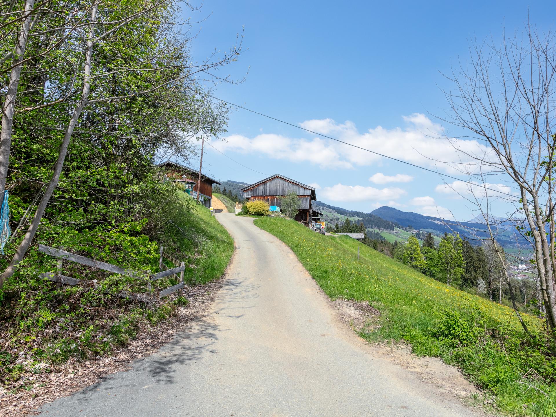 Bergkinda: Zonnig appartement voor 6 in Brixen im Thale met bergzicht en tuin - foto 35