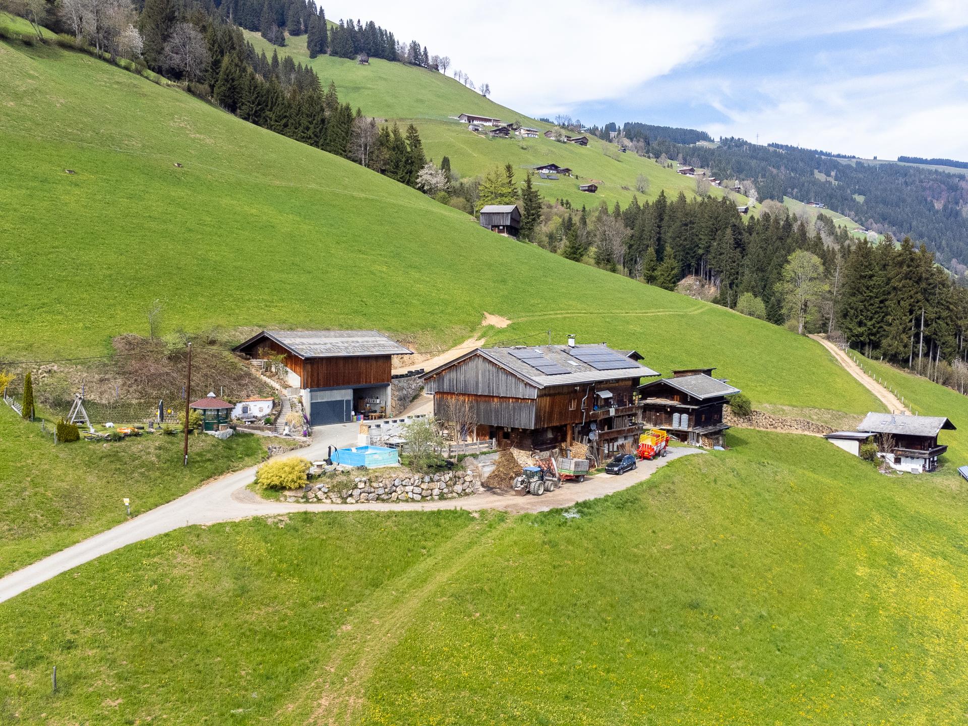 Bergkinda: Zonnig appartement voor 6 in Brixen im Thale met bergzicht en tuin - foto 36