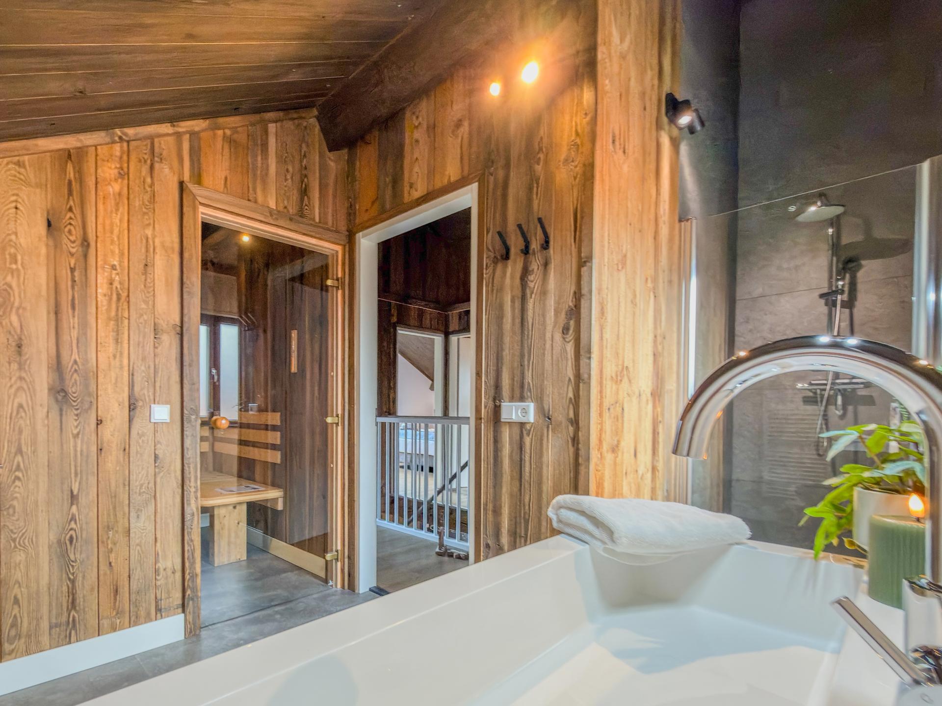 Luxe chalet aan het meer met bergzicht in Kärnten, Oostenrijk - foto 29