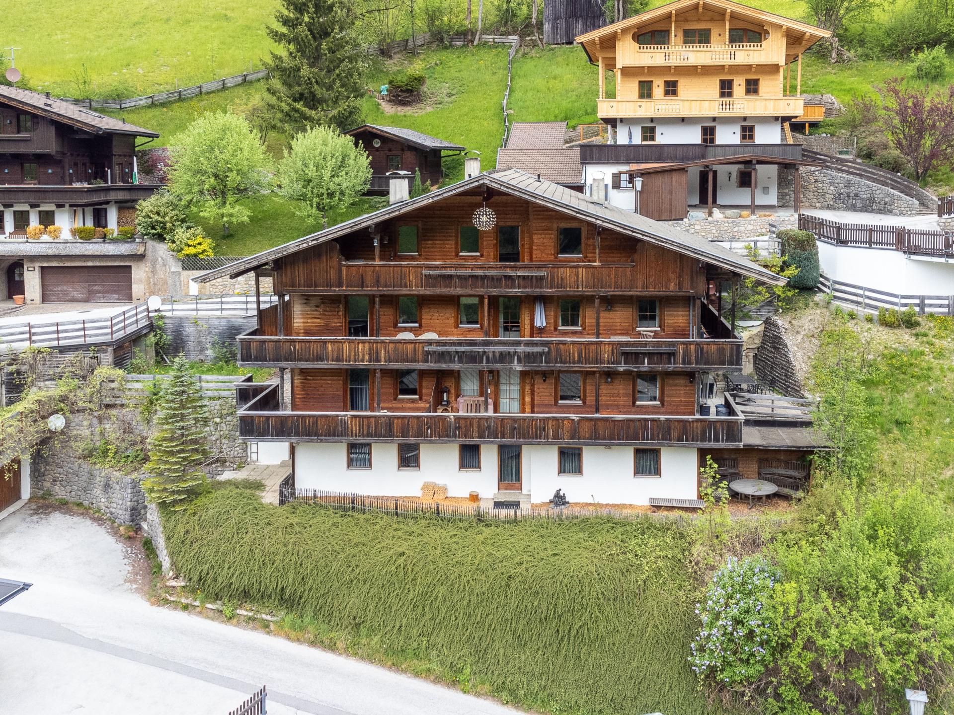 Sfeervol appartement bij de piste in Alpbach – 5 personen, houtkachel & terras - foto 1